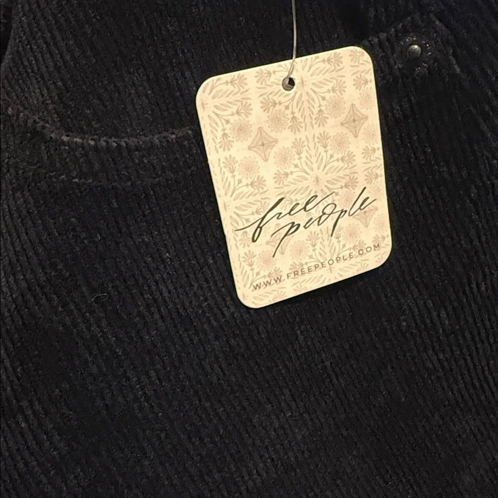 Free People Risk Taker Corduroy Straight black Size 26‎ Women's Pants NWT